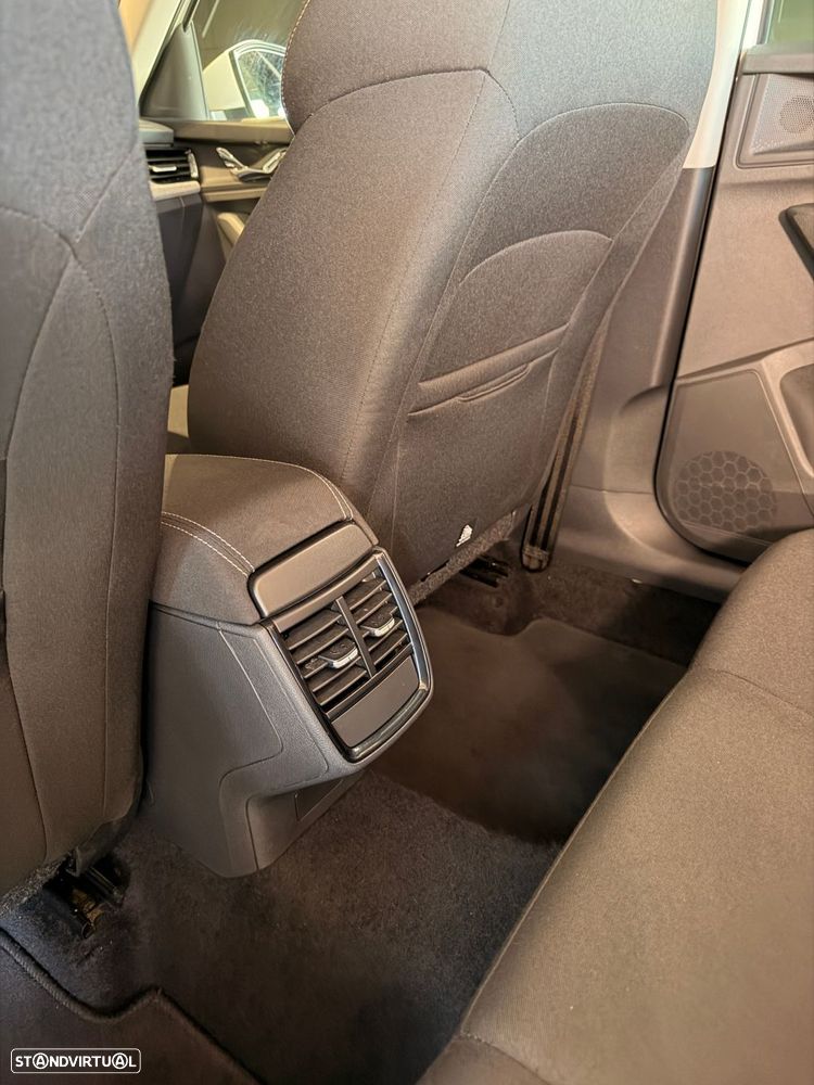 Skoda Kamiq 1.0 TSI Style DSG - 54