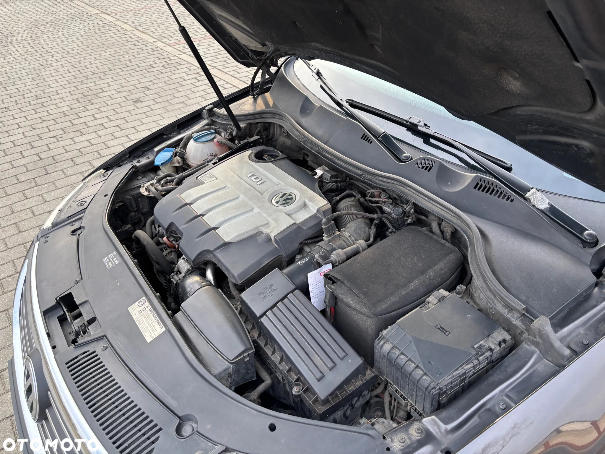 Volkswagen Passat 2.0 TDI DPF Highline DSG - 32
