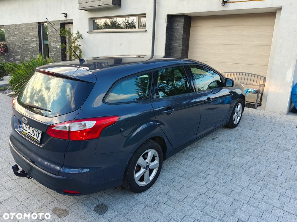 Ford Focus 1.6 Ambiente - 14