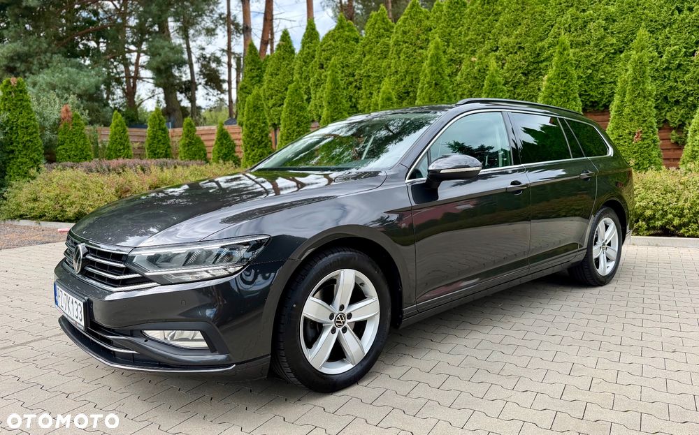 Volkswagen Passat Variant 2.0 TDI SCR DSG Business - 10