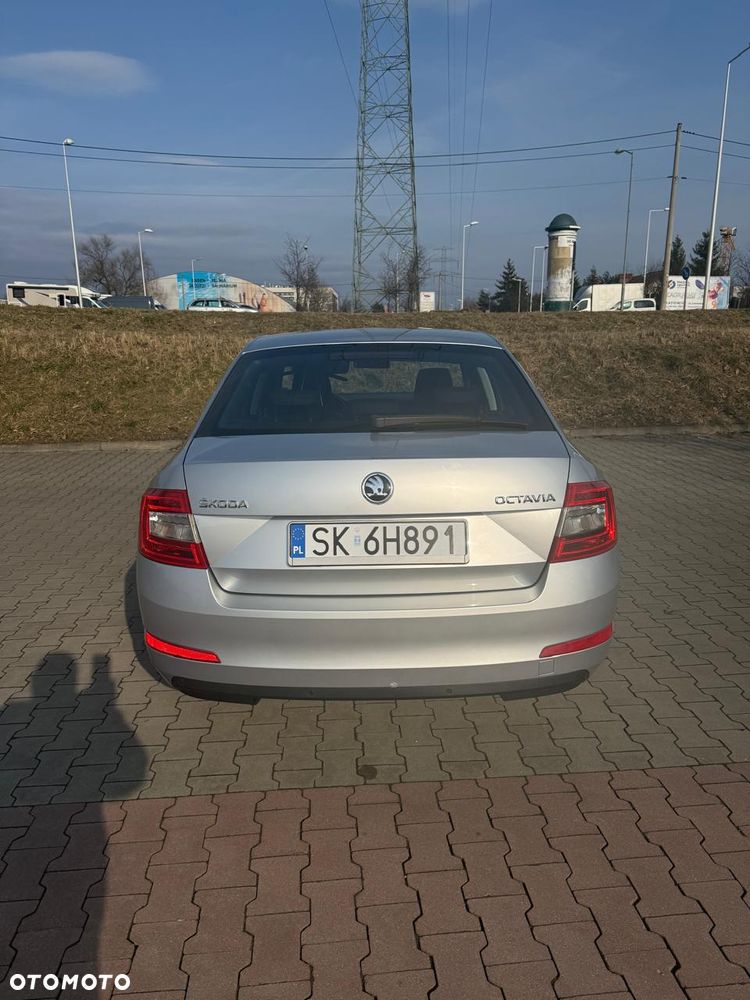Skoda Octavia 2.0 TDI Drive - 12