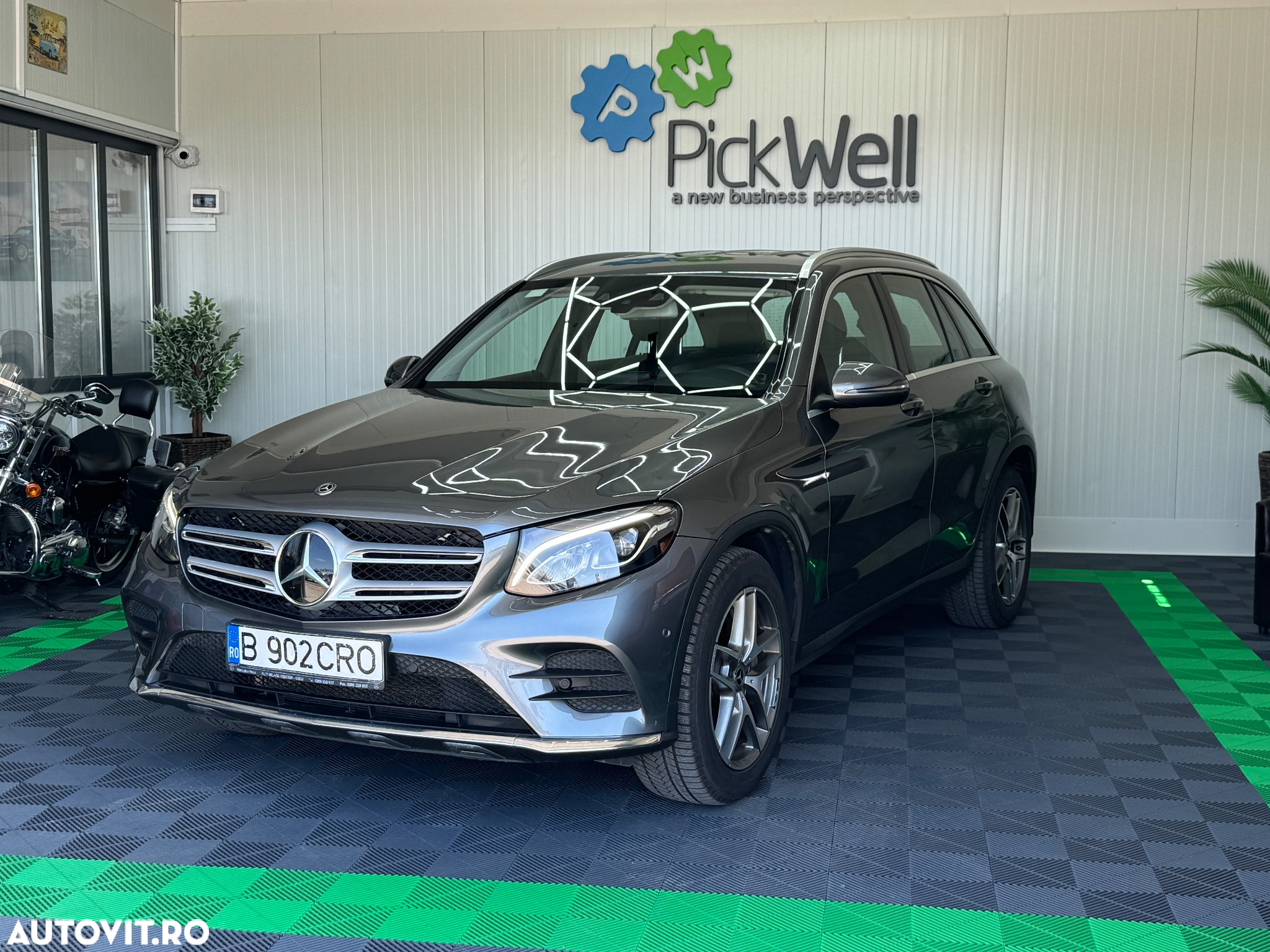 Mercedes-Benz GLC 250 4MATIC - 5