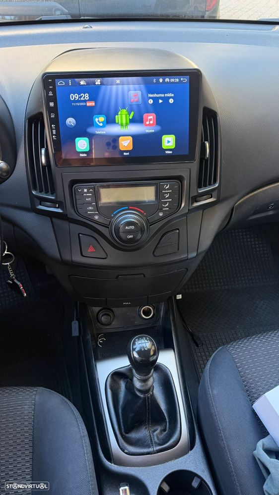 Hyundai i30 1.6 CRDI STyle CPF - 4
