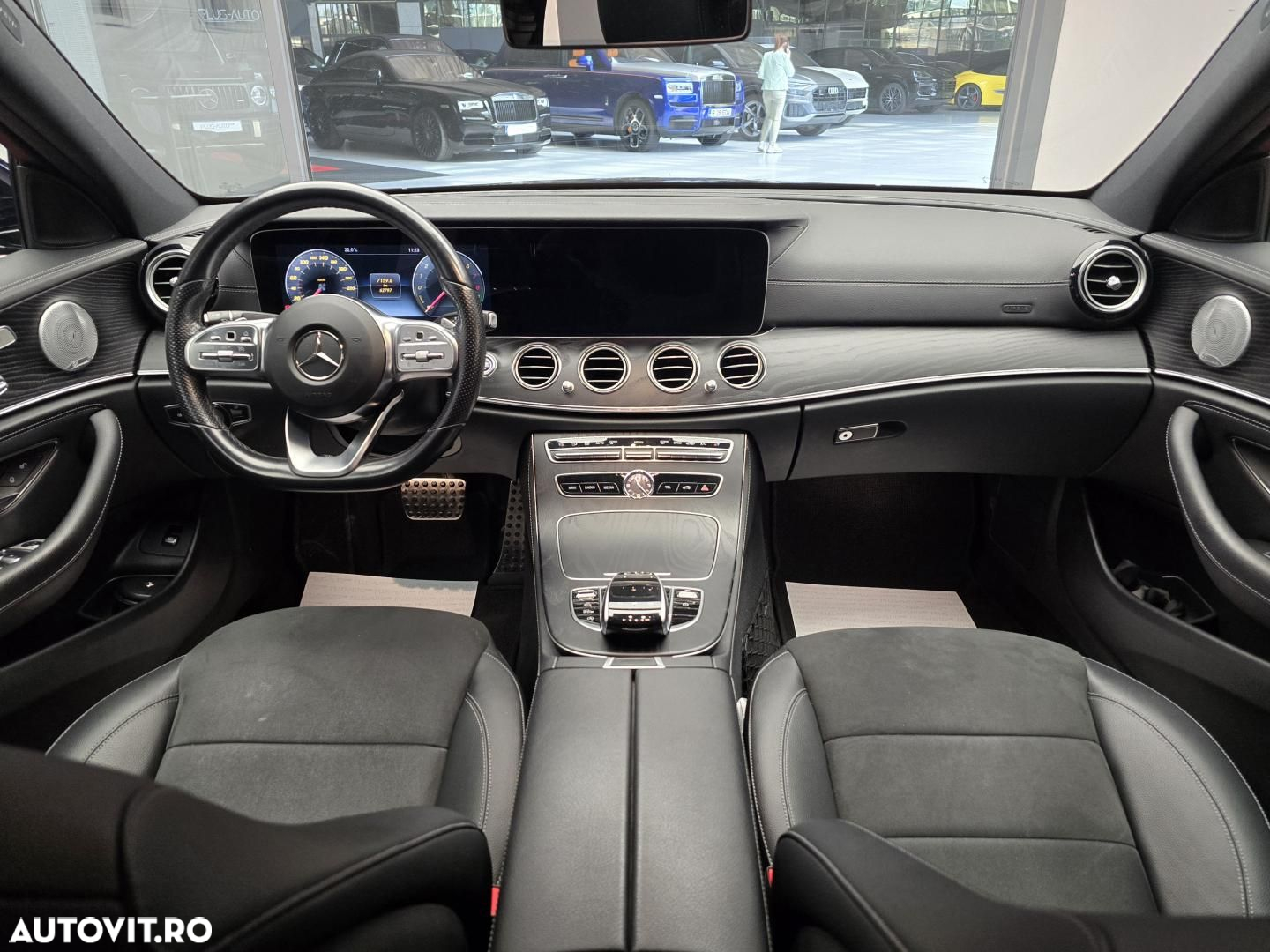 Mercedes-Benz E - 16