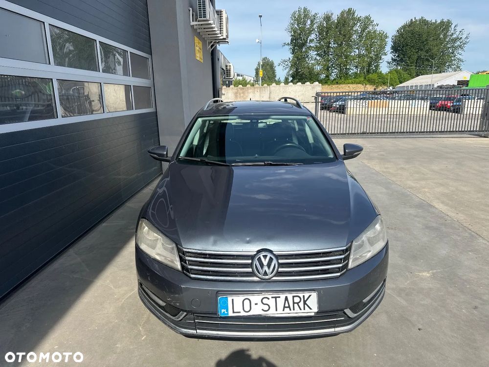 Volkswagen Passat Variant 2.0 TDI BlueMotion Technology Highline - 9