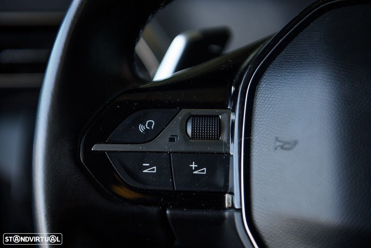 Peugeot 3008 1.2 PureTech Allure Pack EAT8 - 35