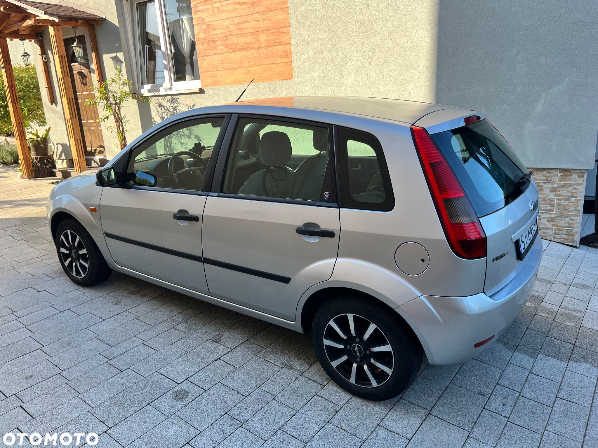 Ford Fiesta 1.3 Ghia - 5