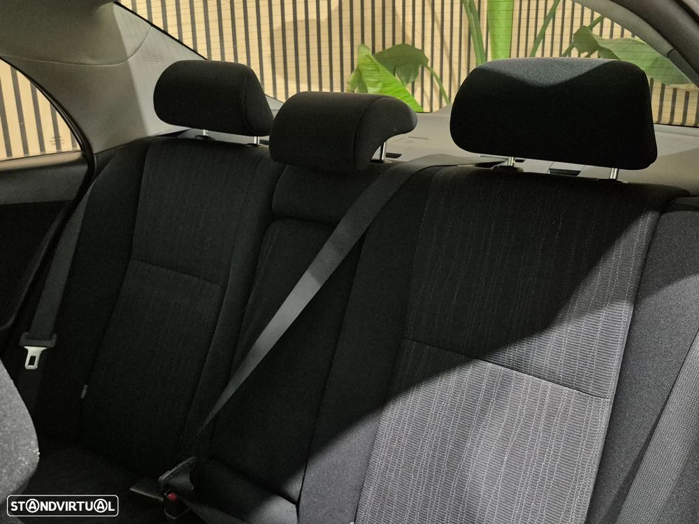 Toyota Corolla 1.33 VVT-i Luna+VSC - 21