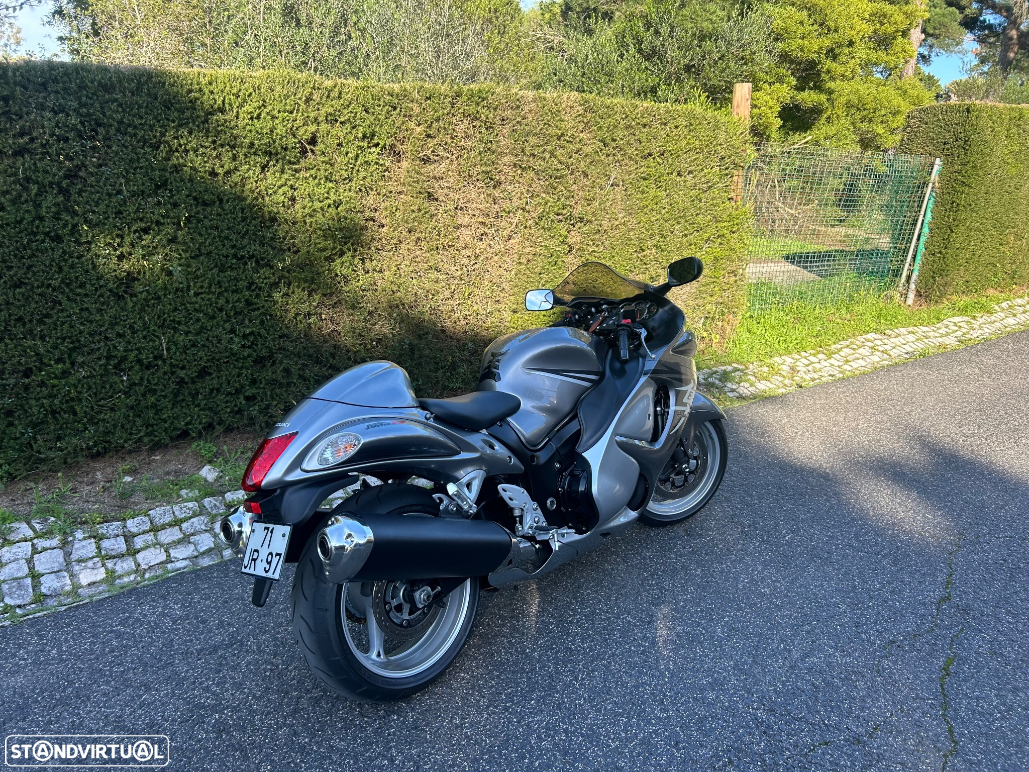 Suzuki GSX-R 1300 Hayabusa - 8