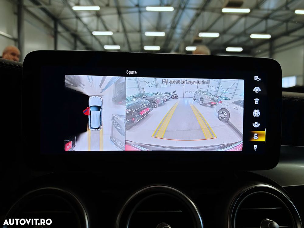 Mercedes-Benz GLC 300 e 4MATIC - 12