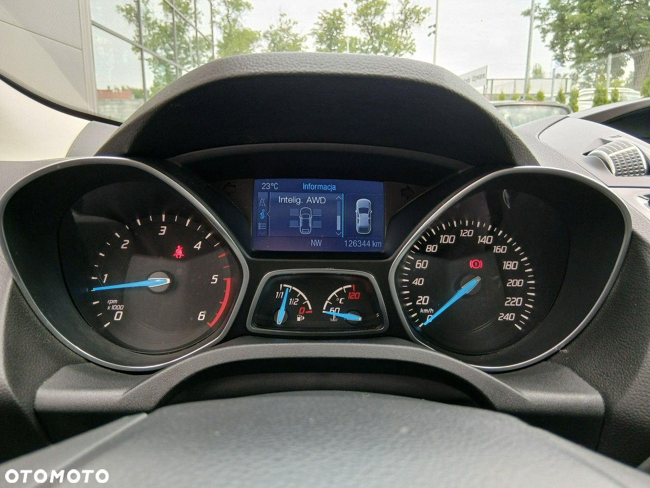 Ford Kuga - 28