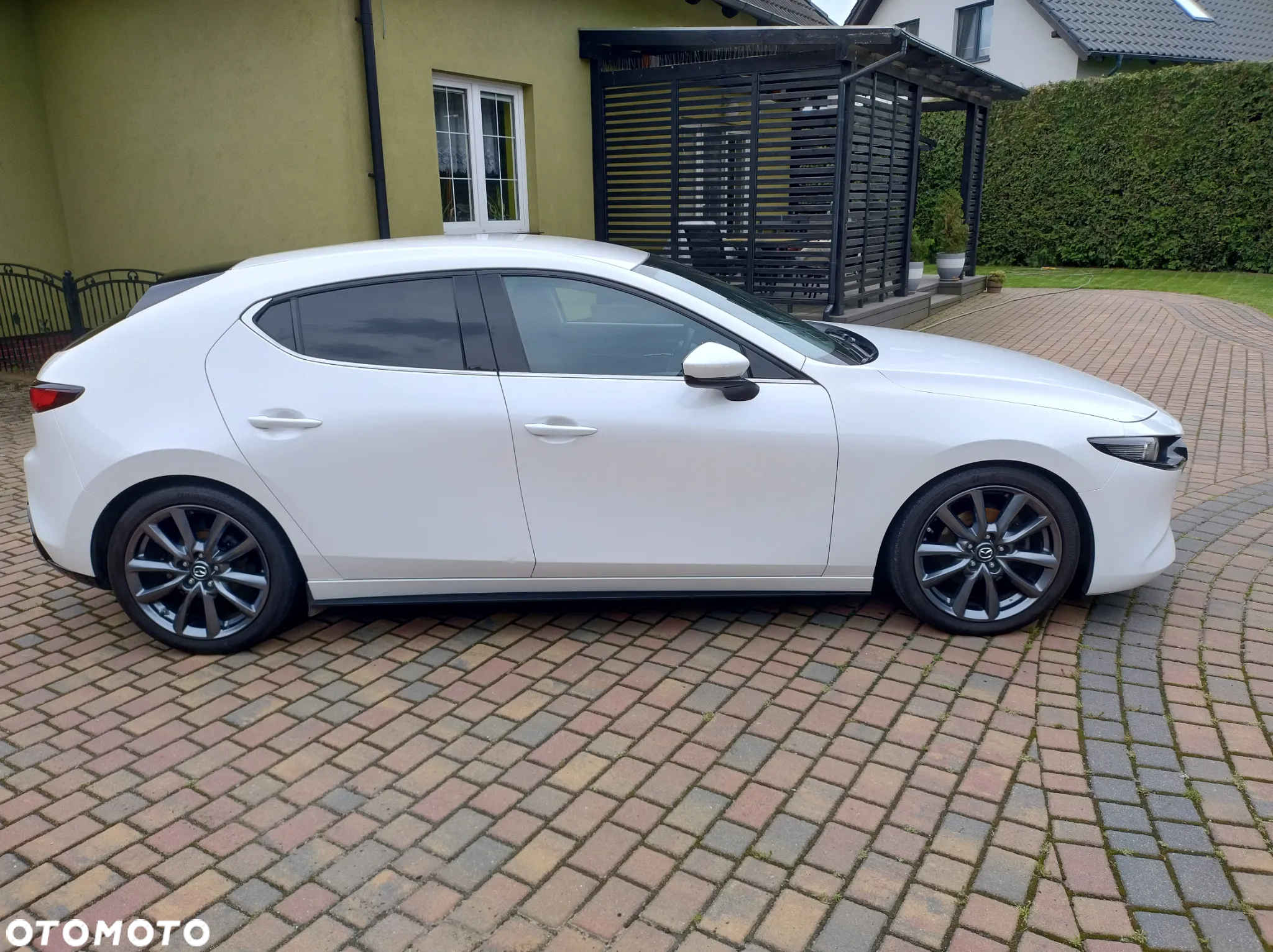 Mazda 3 e-SKYACTIV-G 122 M HYBRID PRIME-LINE - 12