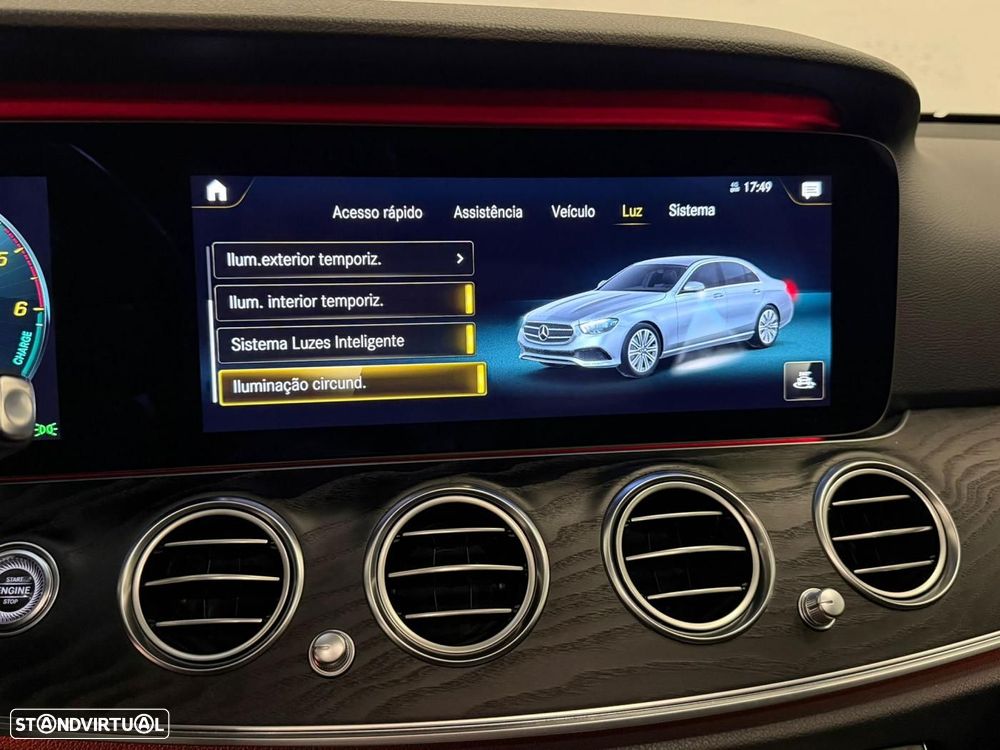 Mercedes-Benz E 300 de Avantgarde 4Matic - 38