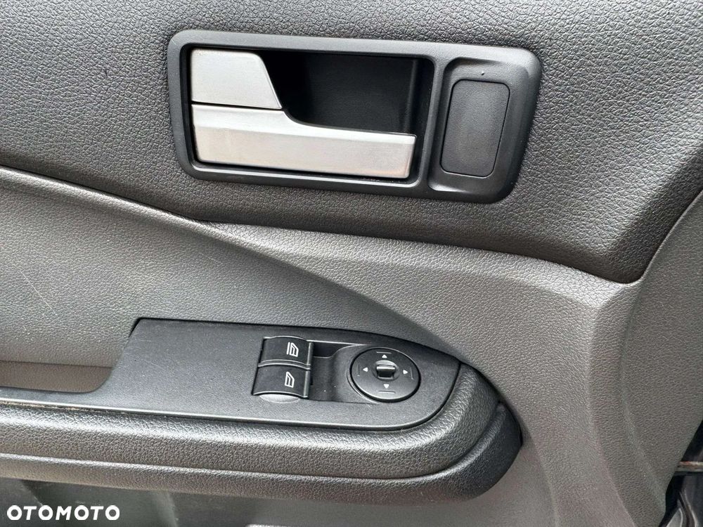 Ford Focus C-Max 1.8 Ambiente - 9