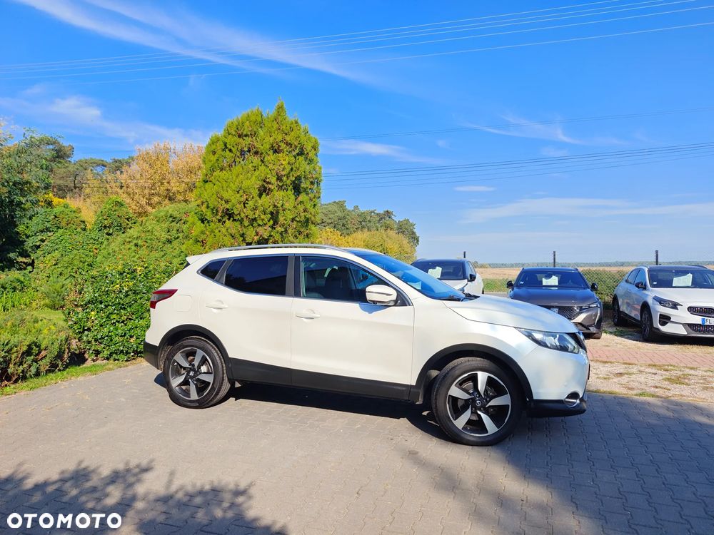 Nissan Qashqai 1.5 dCi N-Connecta - 14