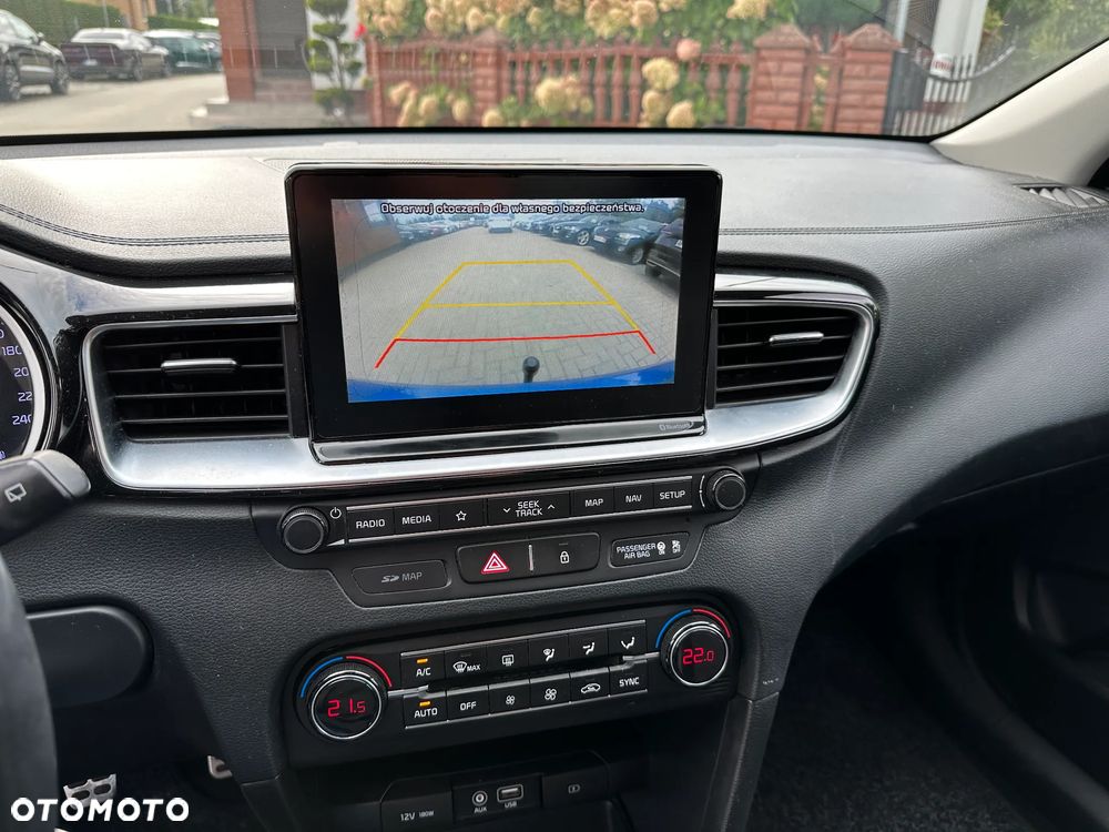 Kia Ceed - 13