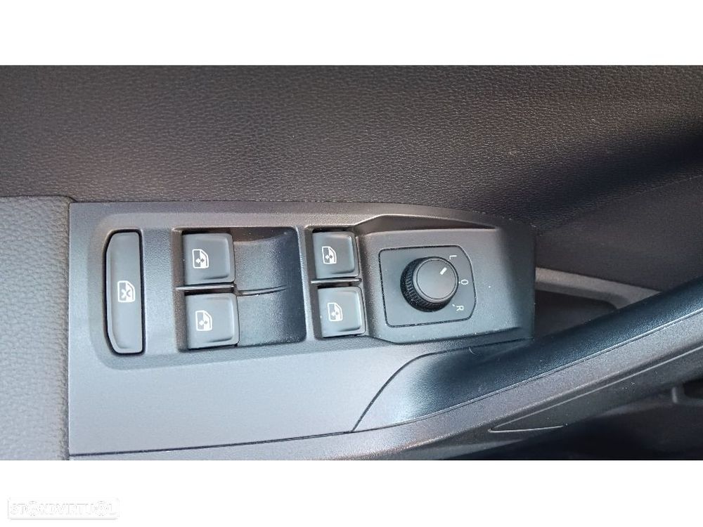 SEAT Arona 1.0 TSI Style DSG - 9