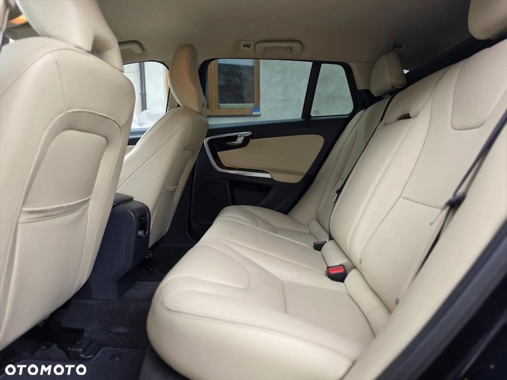 Volvo V60 - 20
