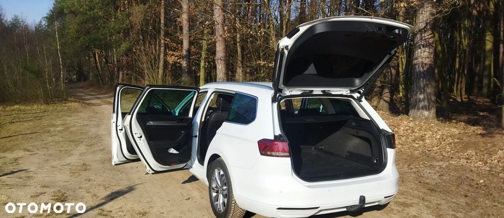 Volkswagen Passat - 10