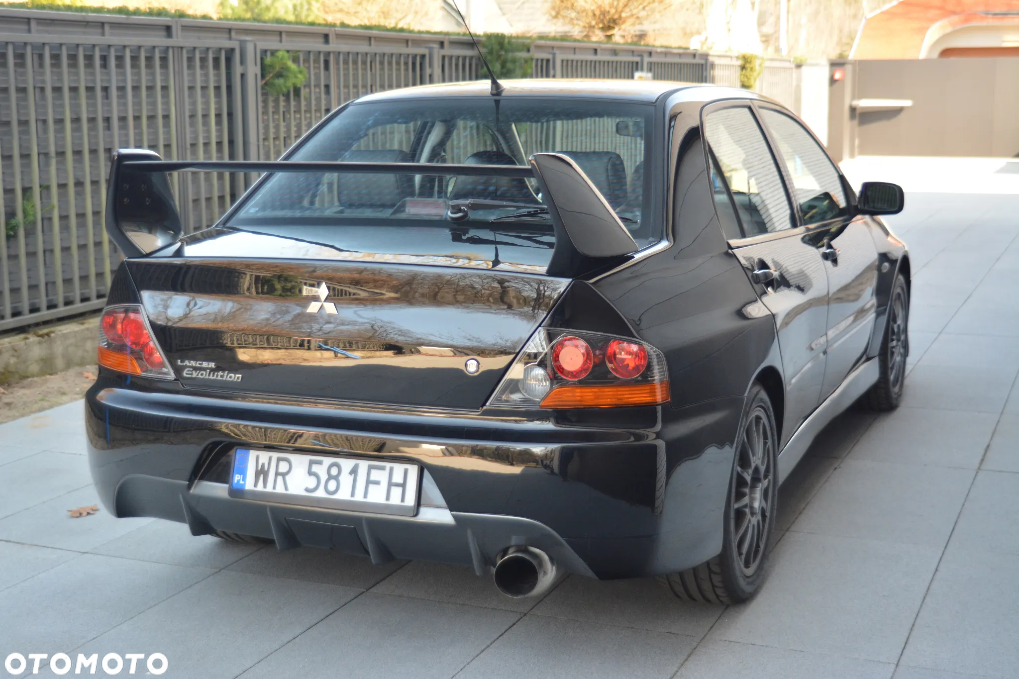 Mitsubishi Lancer Evolution - 16