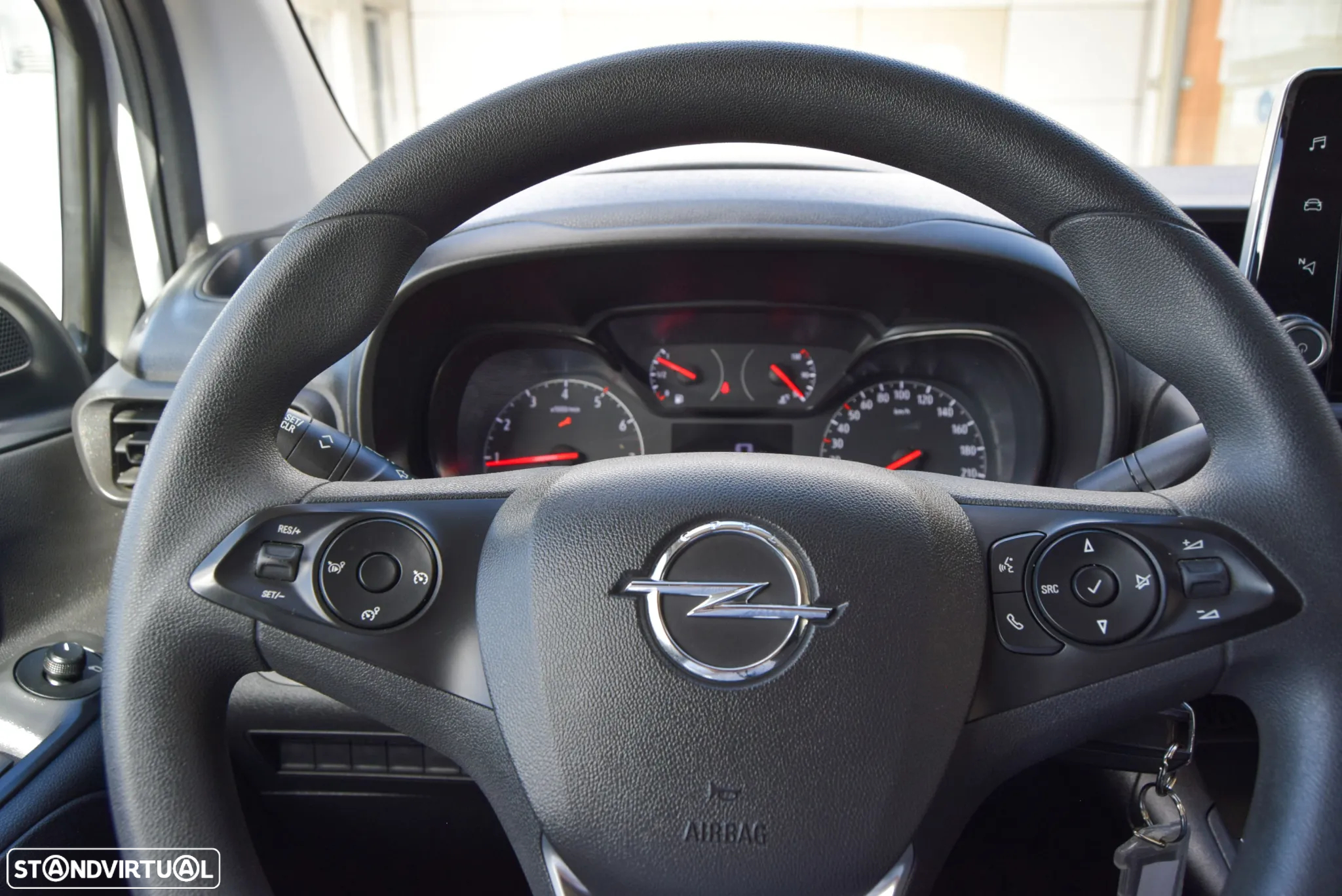 Opel COMBO 1.5 HDI L1 EDITION 100CV - 23