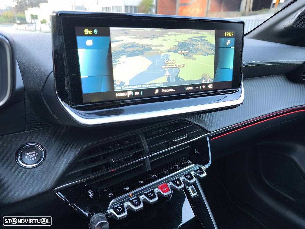 Peugeot e-208 GT - 16