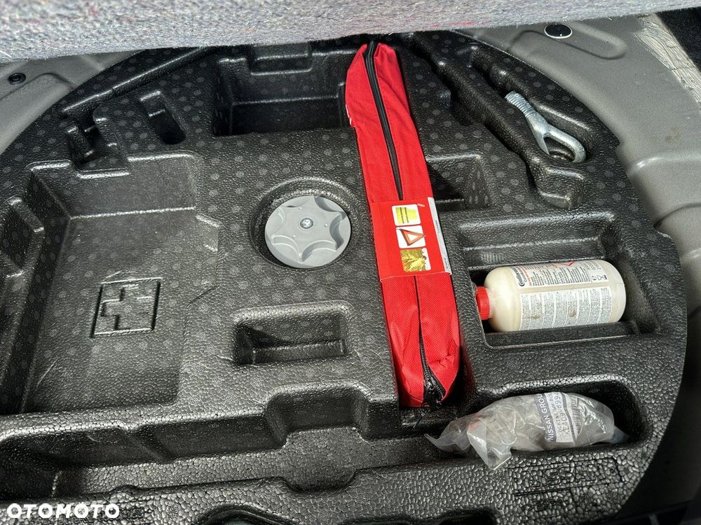 Nissan Qashqai 1.7 dCi N-Connecta - 33