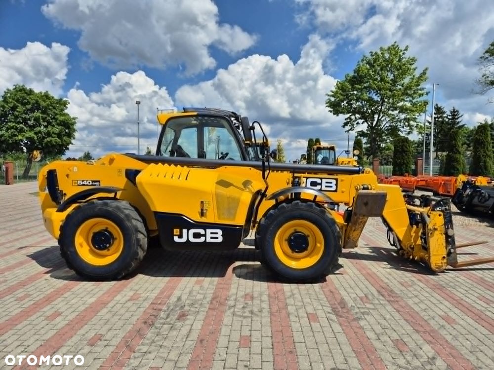 JCB 540-140 HiViz - 1