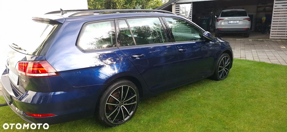 Volkswagen Golf - 9