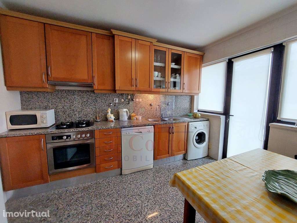 Apartamento T2 em São Martinho do Porto - Grande imagem: 4/17