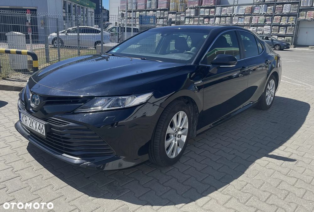 Toyota Camry Business Edition - 3