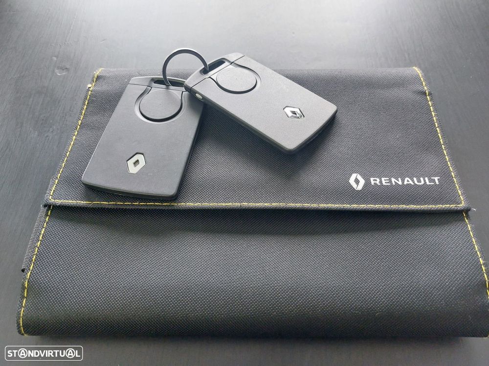 Renault Clio Sport Tourer 1.5 dCi GT Line - 24