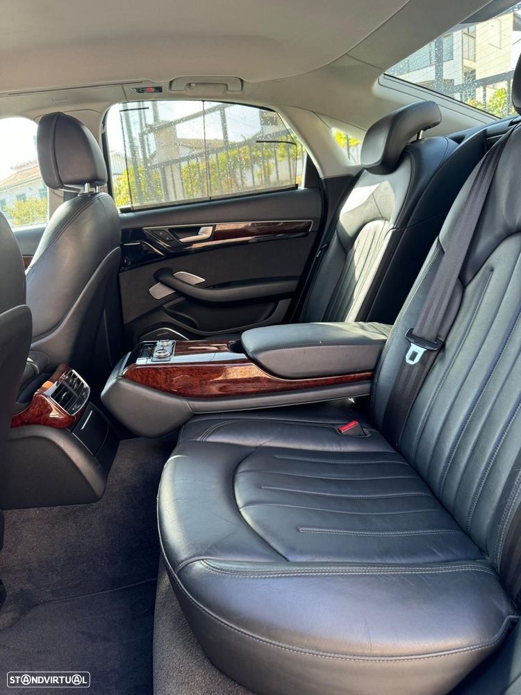 Audi A8 3.0 TDI V6 quattro - 12