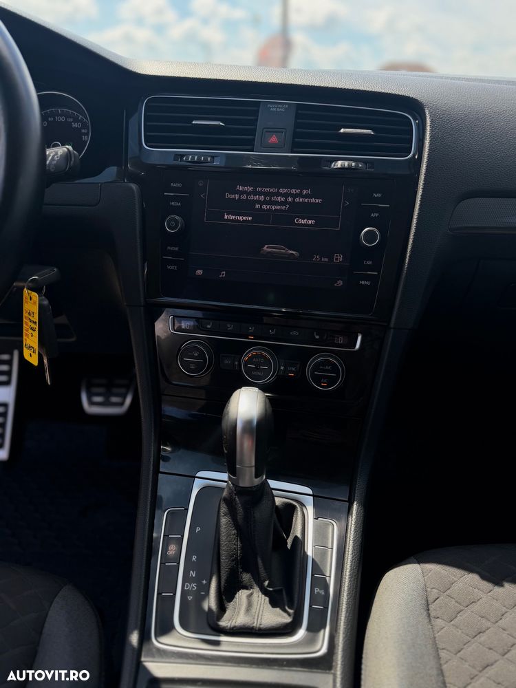 Volkswagen Golf 2.0 TDI DPF BMT DSG Comfortline - 8