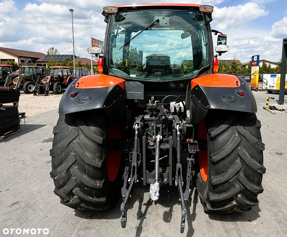 Kubota M135GX-III - 11