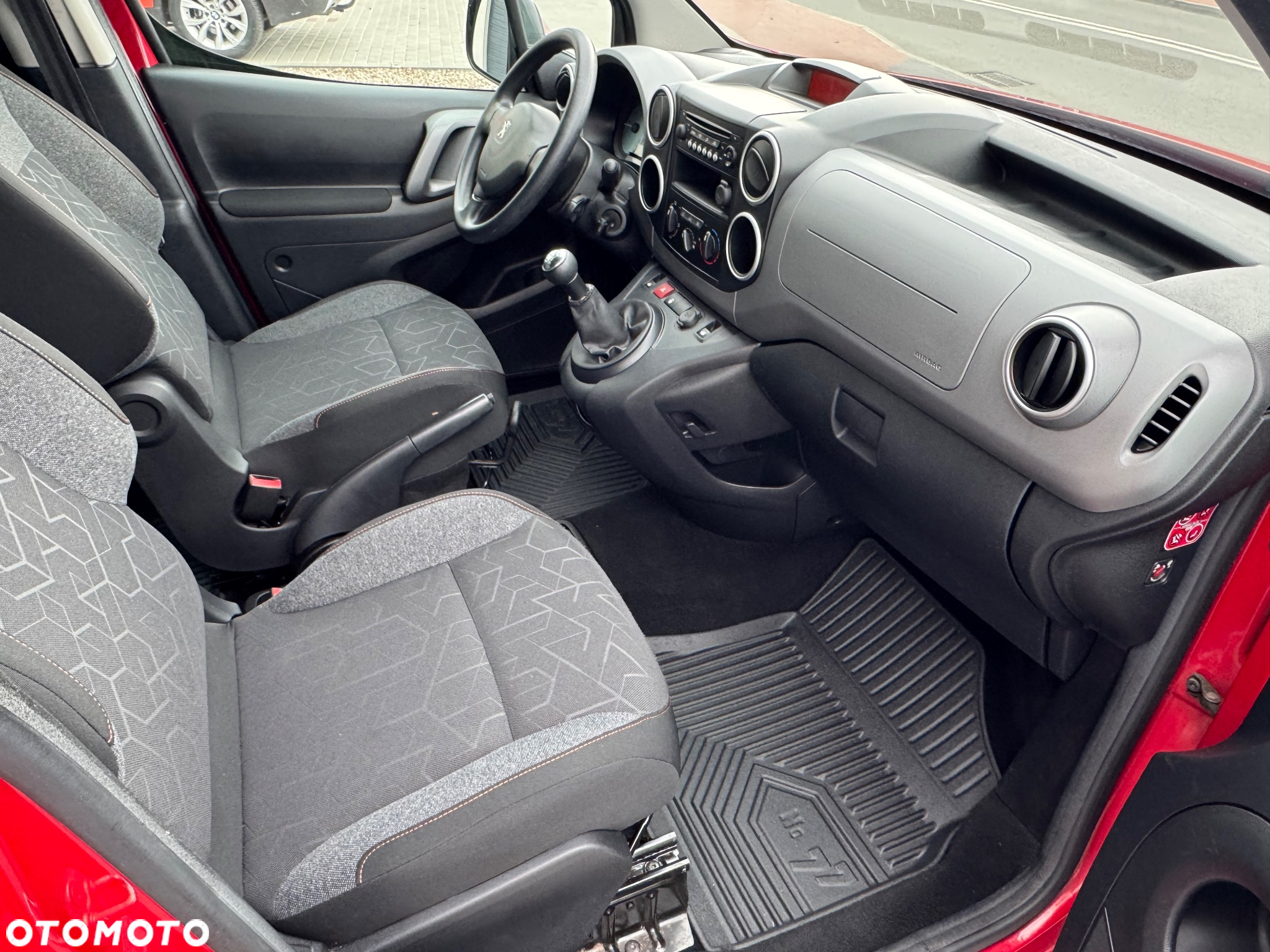 Peugeot Partner Tepee 100 Tendance - 36