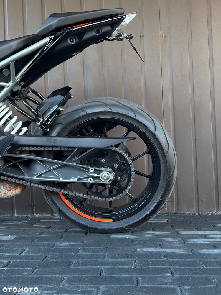 KTM Duke - 21