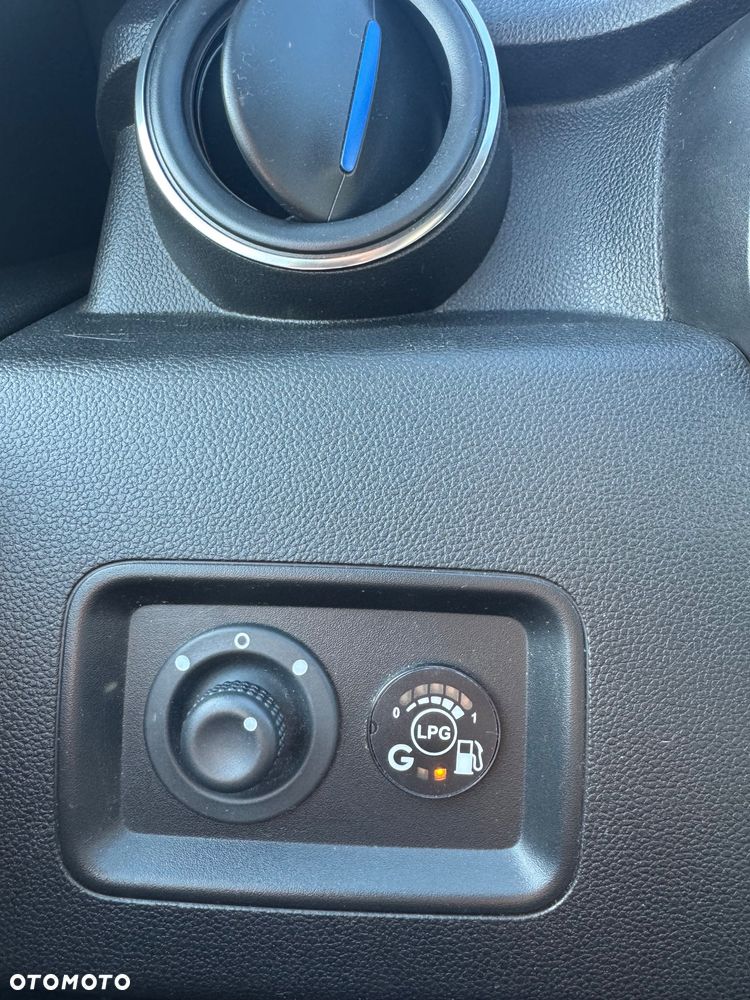 Dacia Duster 1.0 TCe SL Celebration - 7