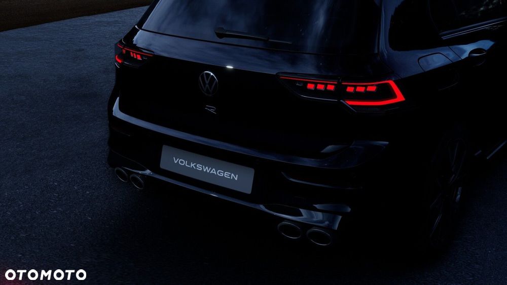 Volkswagen Golf - 18