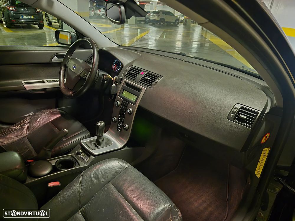 Volvo V50 2.0 D Nível 1 - 35