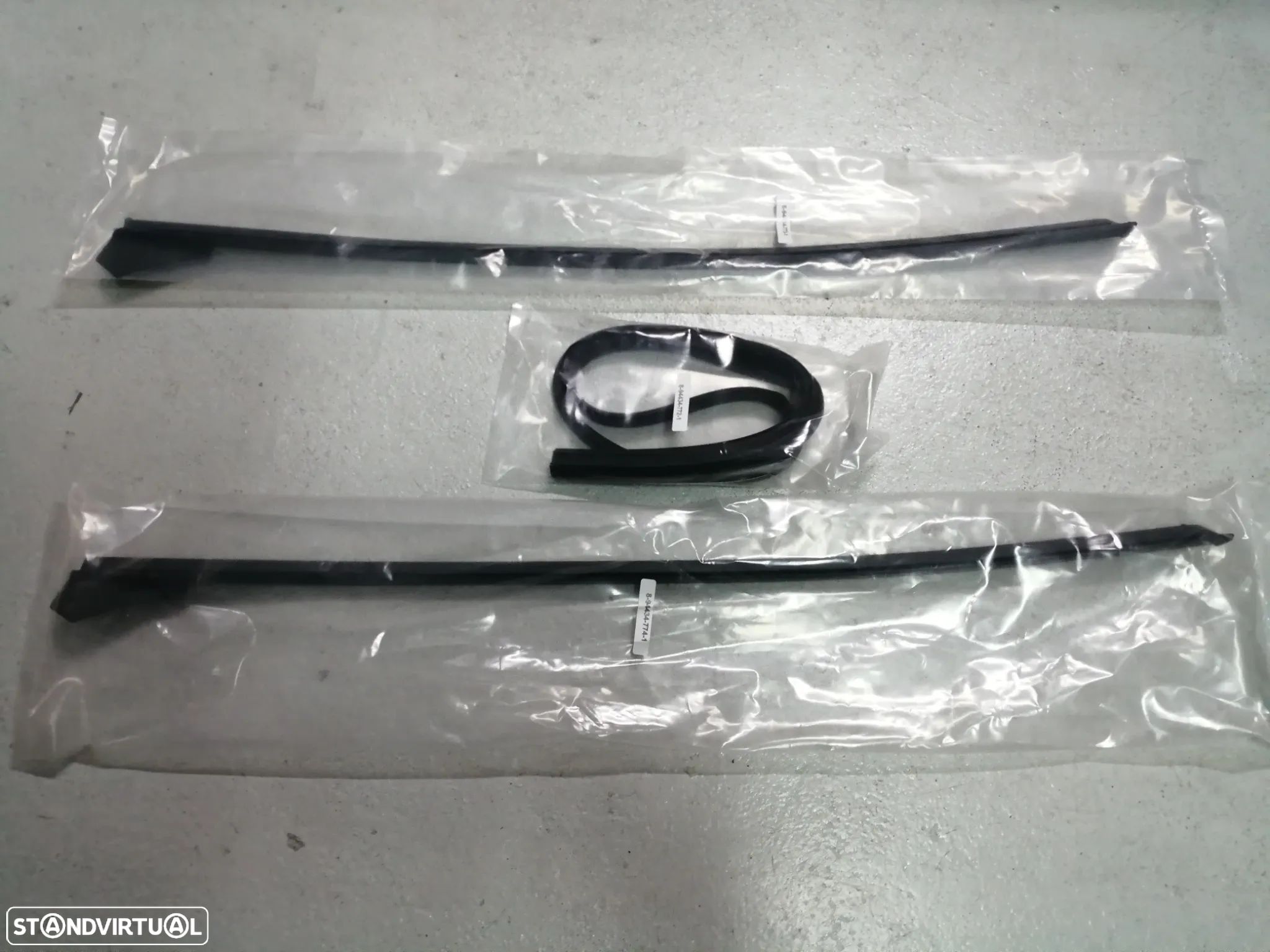Kit de Frisos do Para Brisas - Opel Campo Bedford Brava - 1