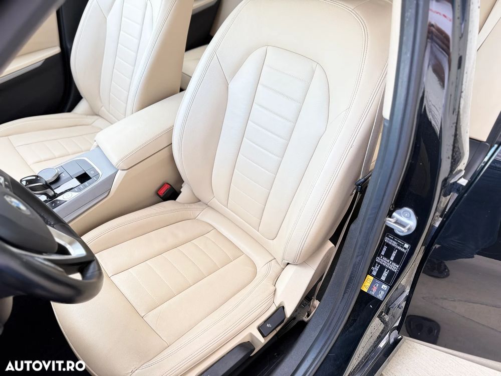 BMW Seria 3 330e Aut. Advantage - 10