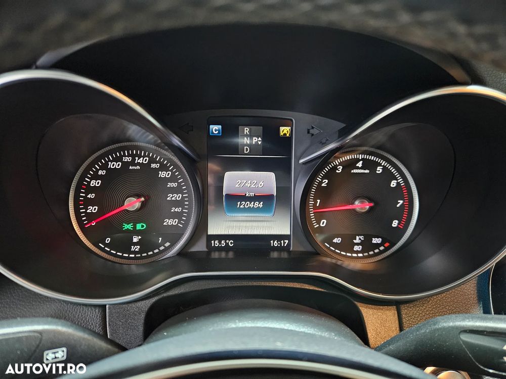 Mercedes-Benz C 180 Coupe 7G-TRONIC AMG Line - 8