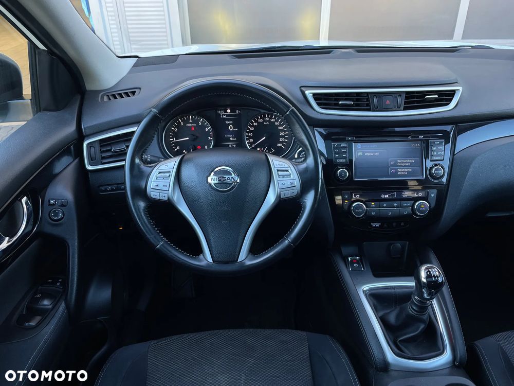 Nissan Qashqai 1.6 DIG-T N-Connecta - 6