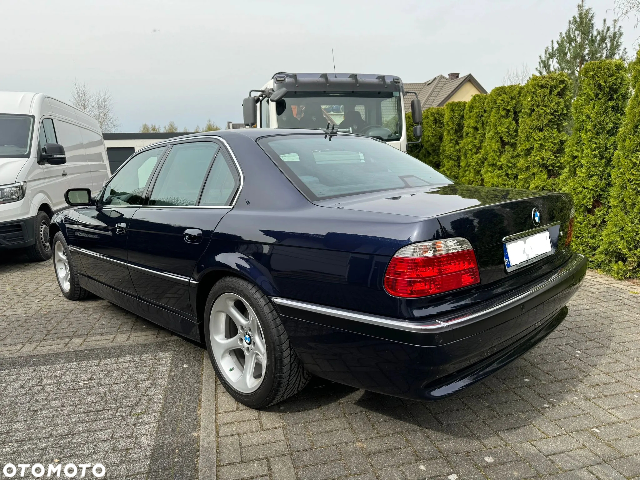 BMW Seria 7 750i - 15