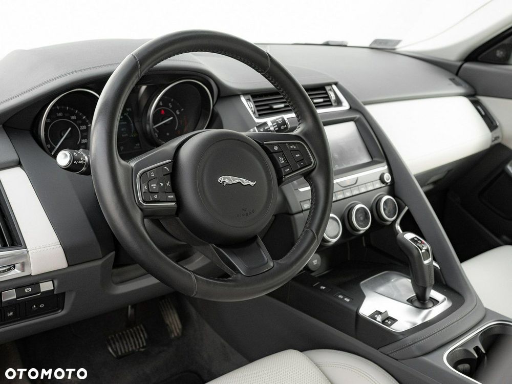 Jaguar E-Pace 2.0 i4P AWD S - 7