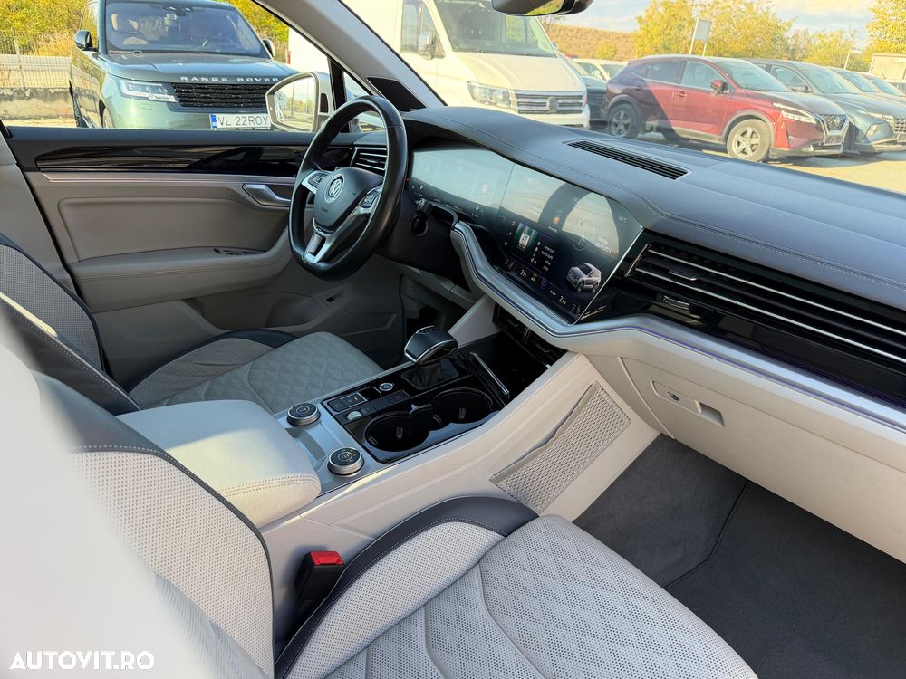 Volkswagen Touareg 3.0 V6 TDI 4Motion DPF Automatik Elegance - 8