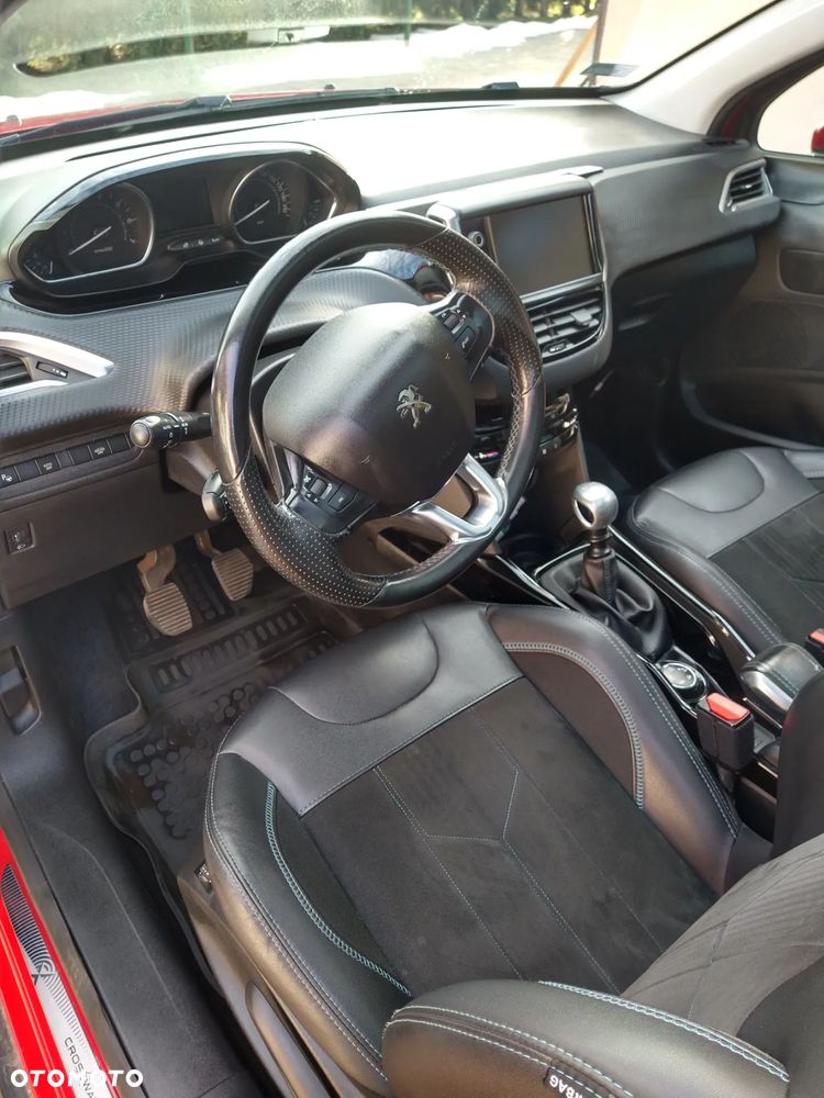 Peugeot 2008 1.2 Pure Tech GPF Crossway S&S - 7