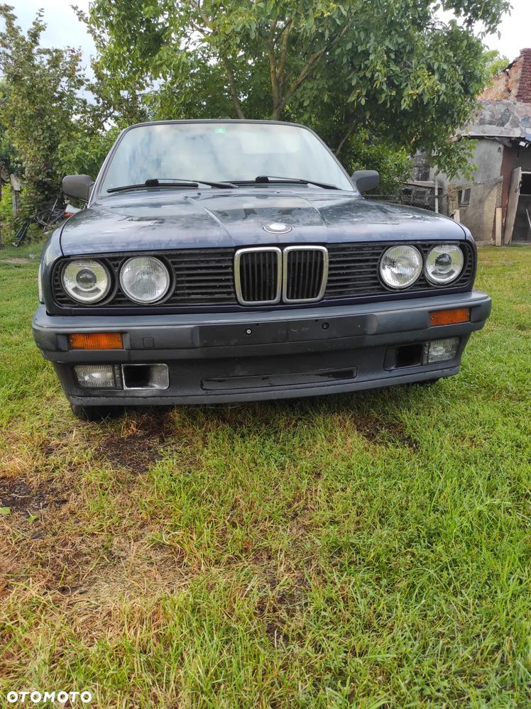 BMW Seria 3 316i - 13