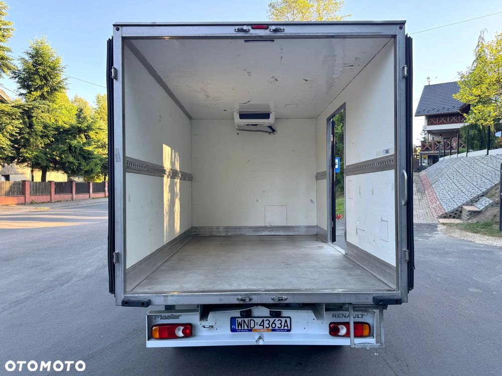 Renault Master - 15
